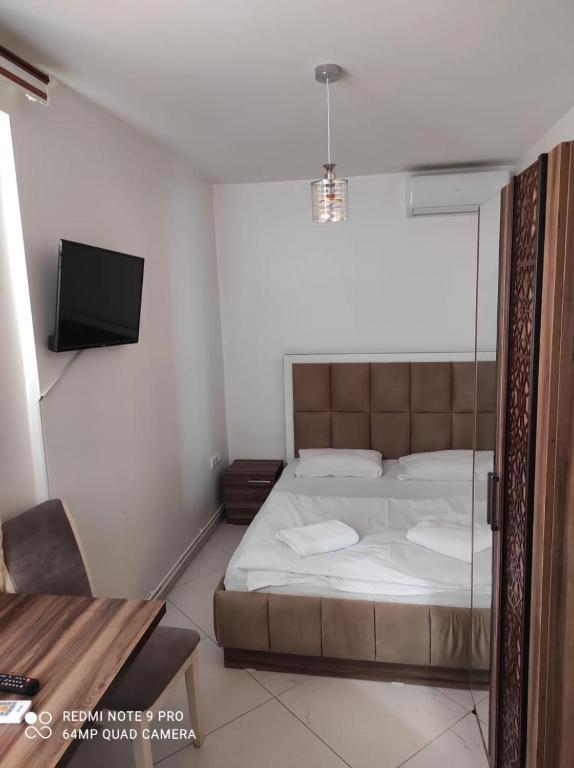 Hotel Heimli 普里什蒂纳 外观 照片